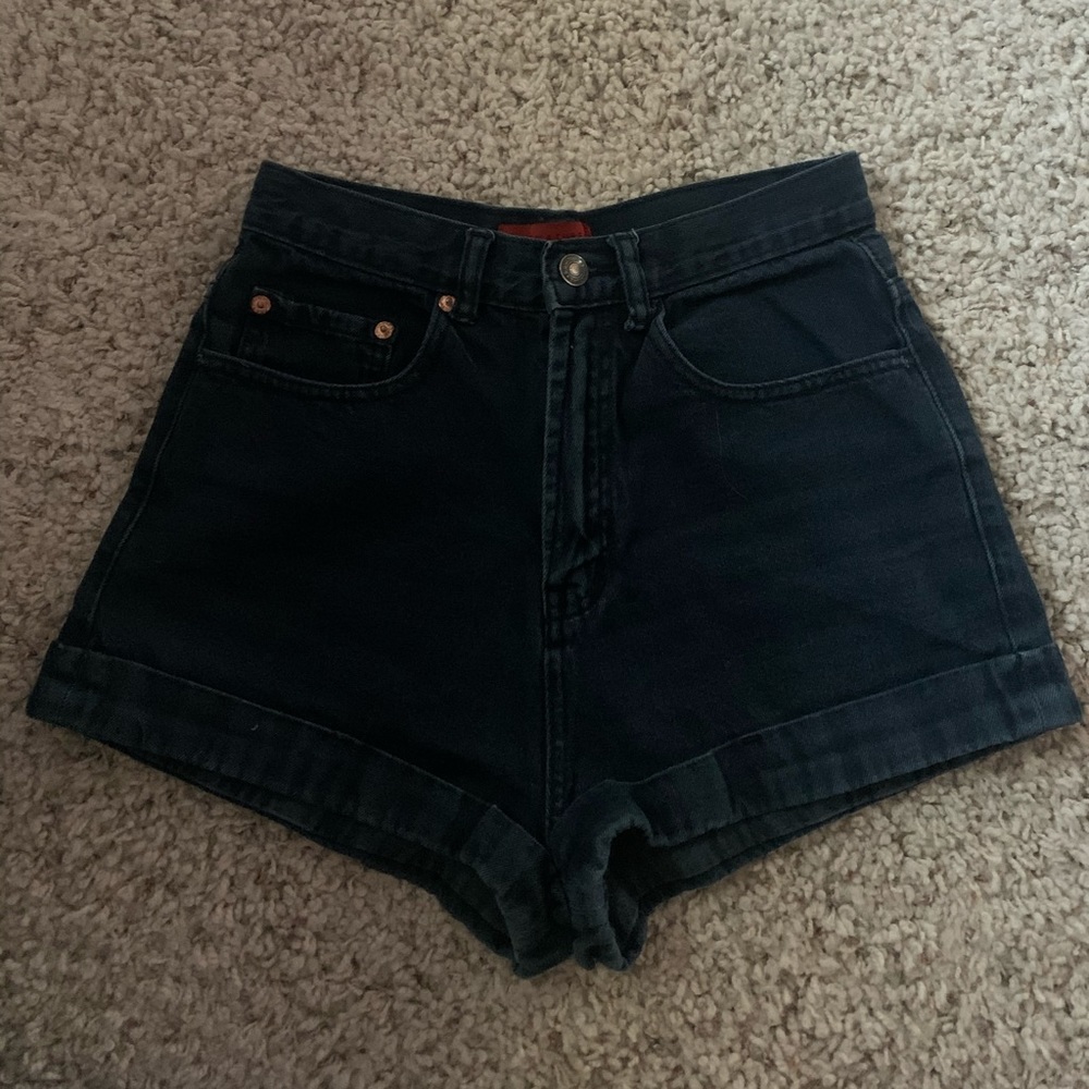 Signature8 high rise Mom Jean shorts